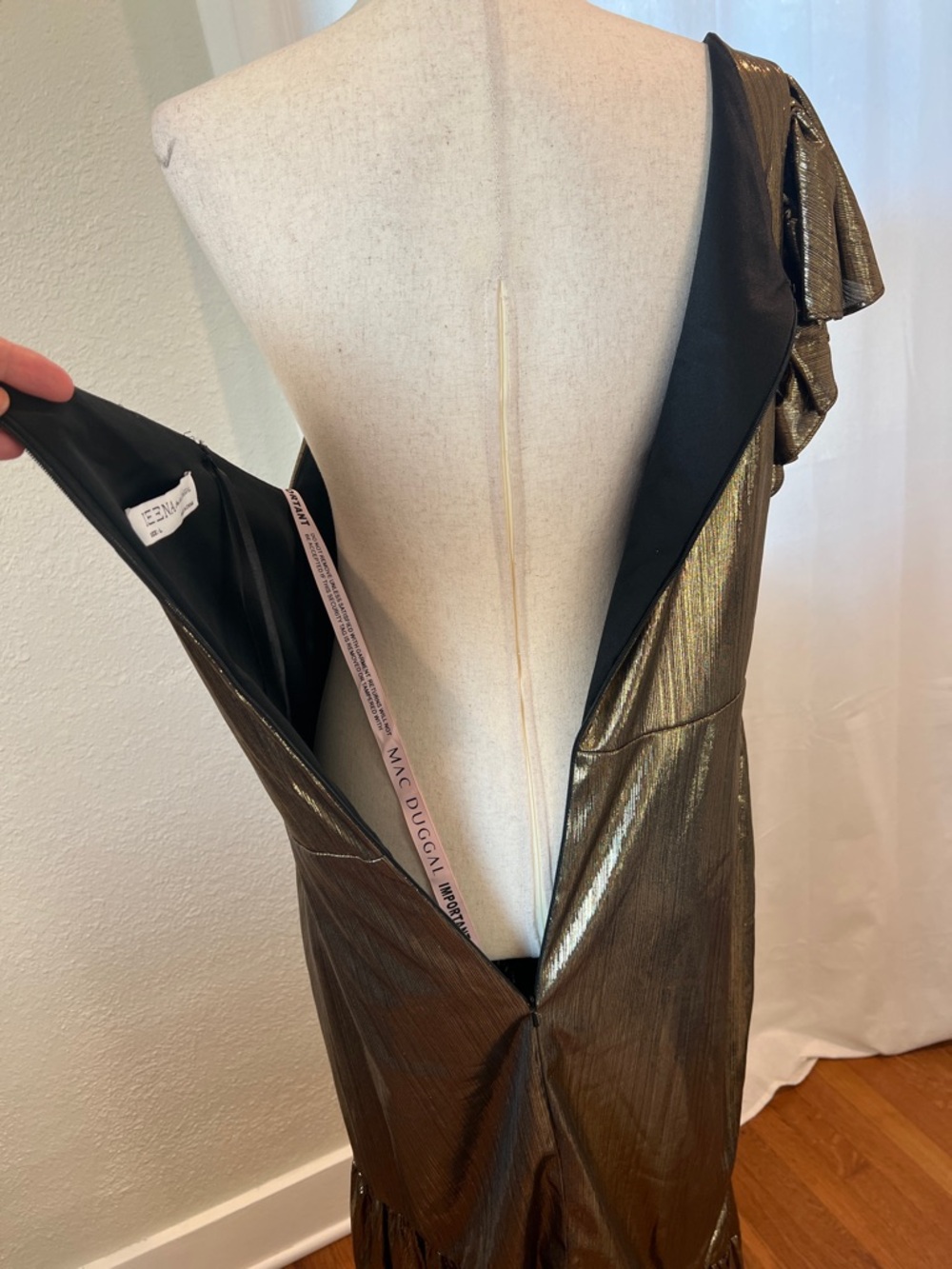 Mac Duggal 27075 Metallic Gold One-Shoulder Asymmetrical Dress. Sz L. NWT - Picture 12 of 16